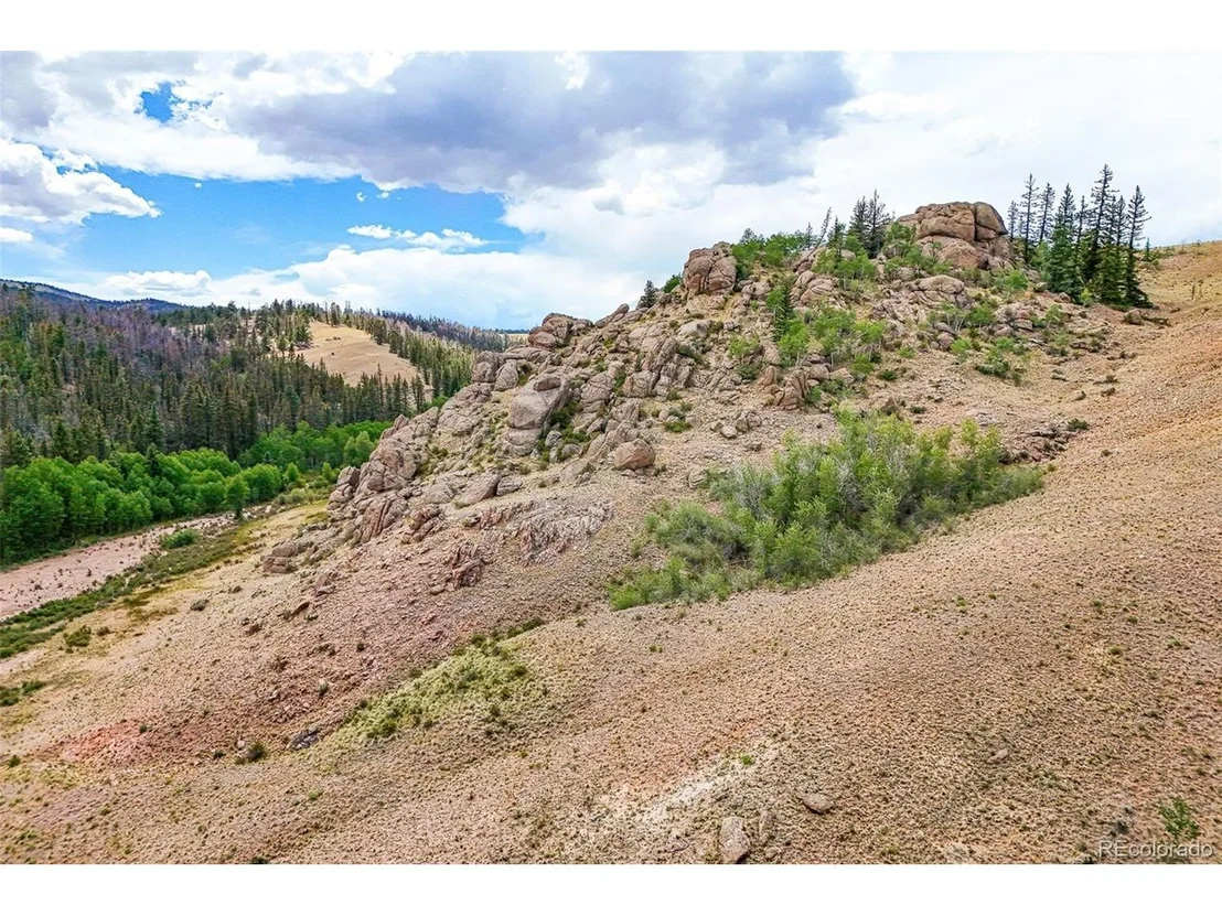 Photo of 1111 Latigo Loop