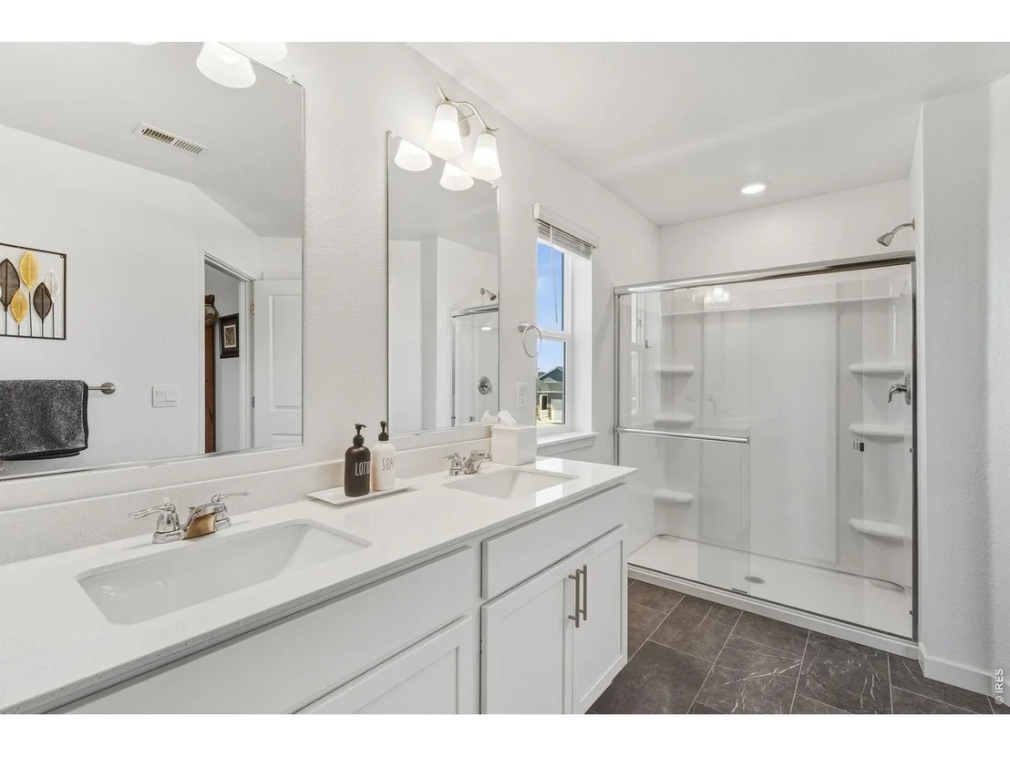 Photo of 438 Bluebird Rd