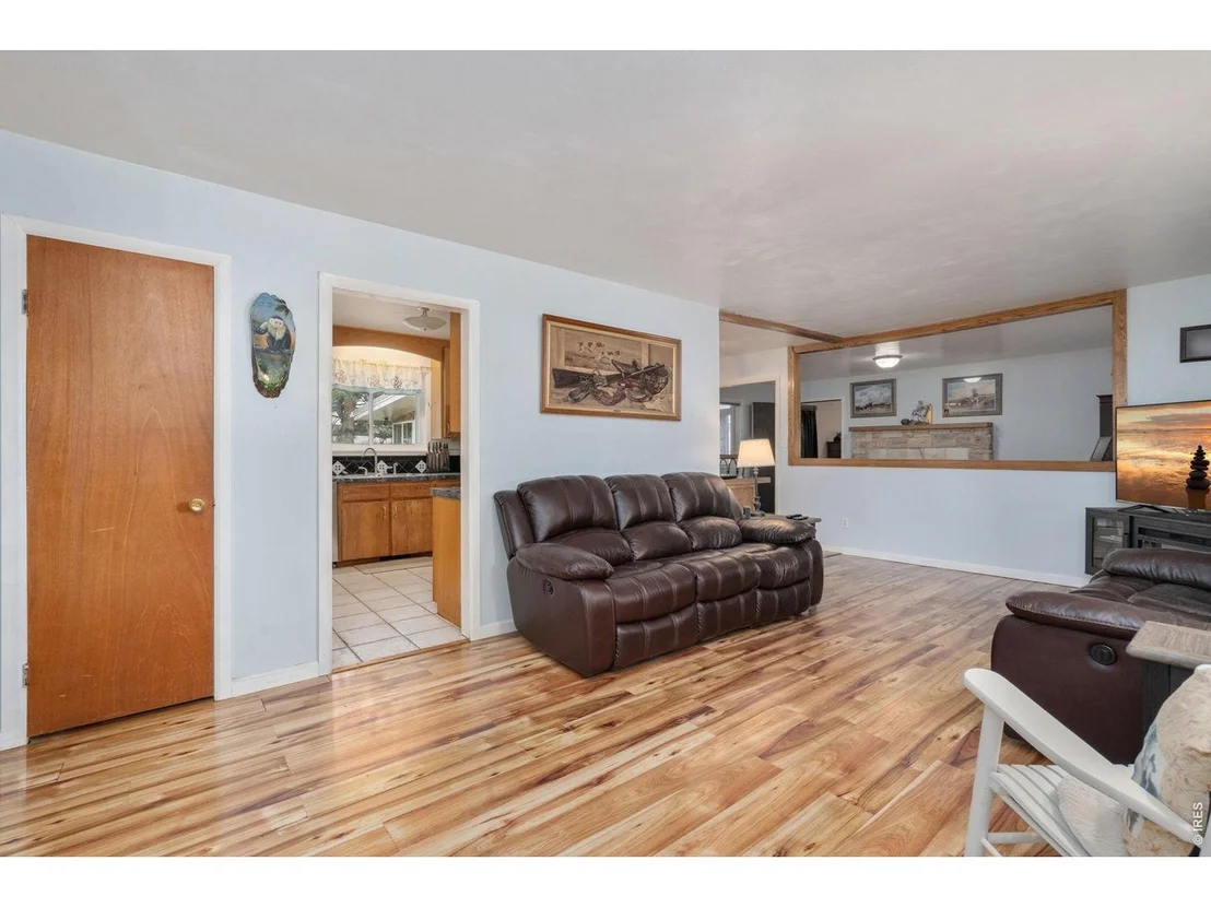 Photo of 335 Mountain View Dr