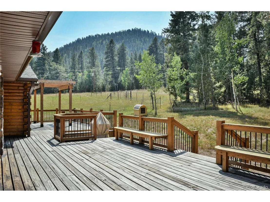 Photo of 1490 Nova Rd