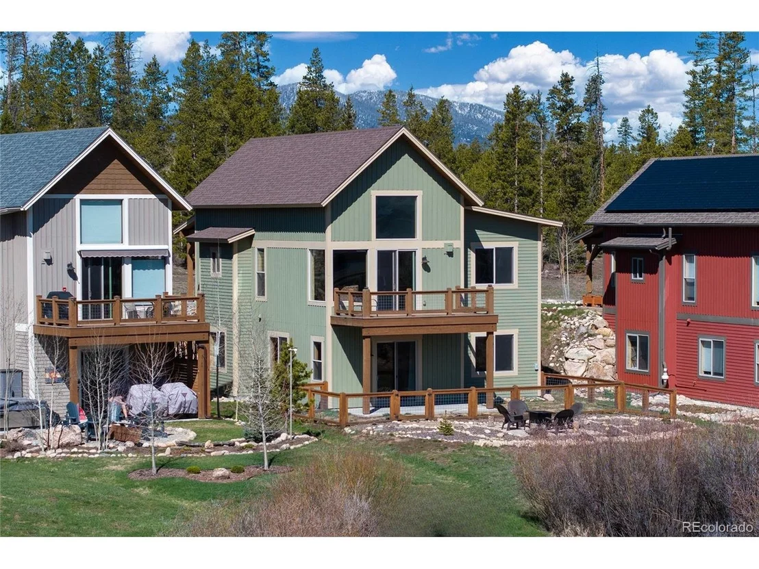 Photo of 205 Elk Ranch Rd