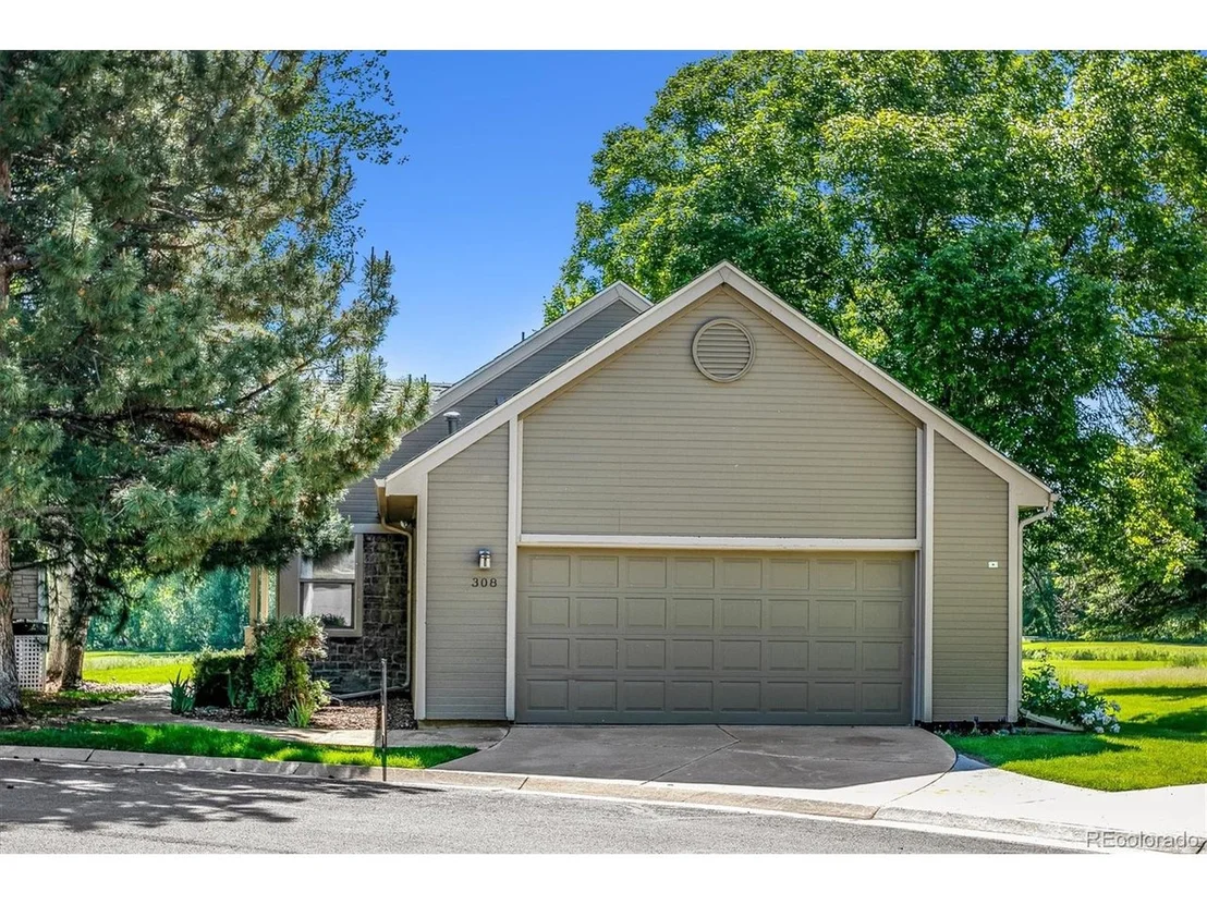 Photo of 308 Diamond Cir