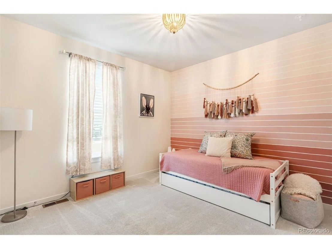 Photo of 353 Mount Rainier St
