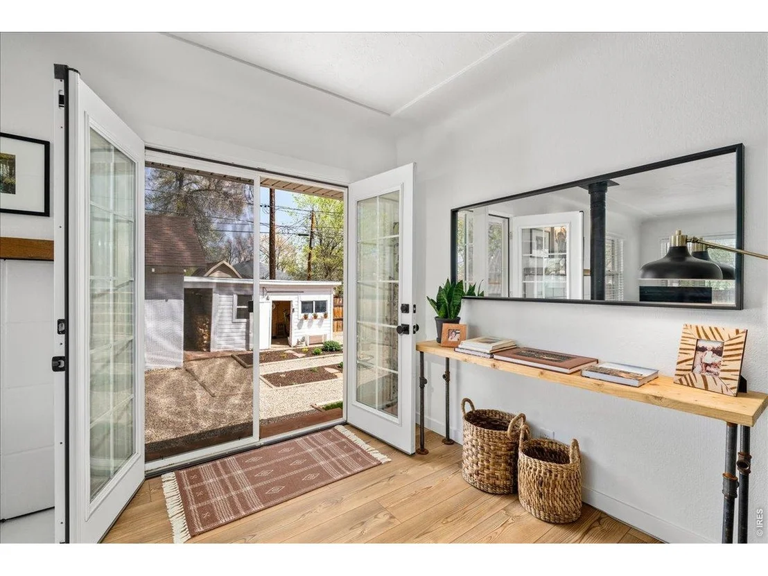 Photo of 321 2nd St