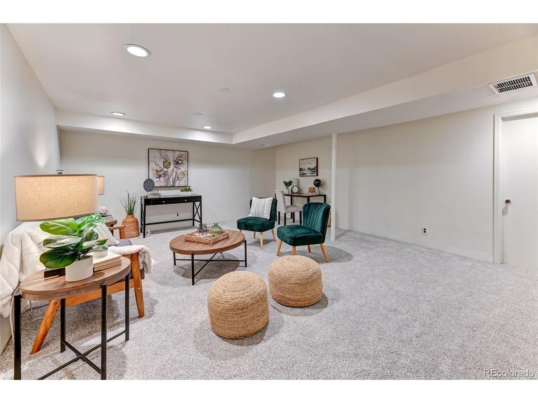 Photo of 456 Eldridge Ct