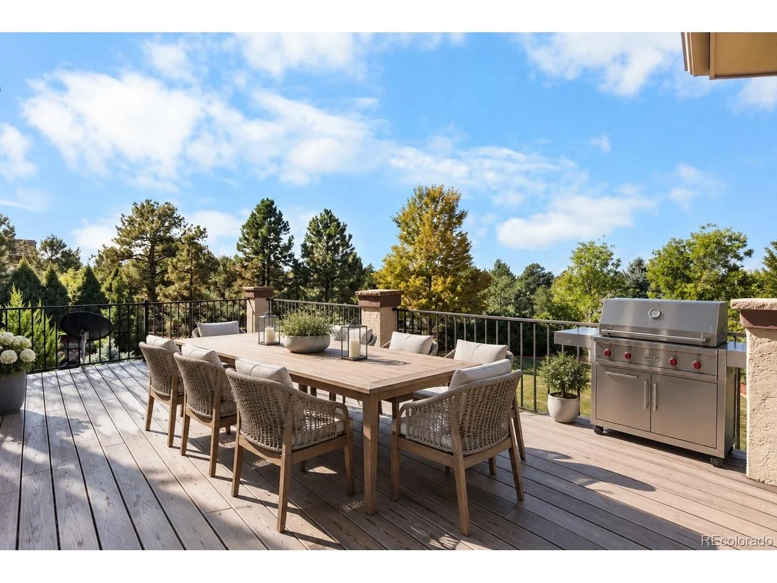 Photo of 5129 Shade Tree Ln