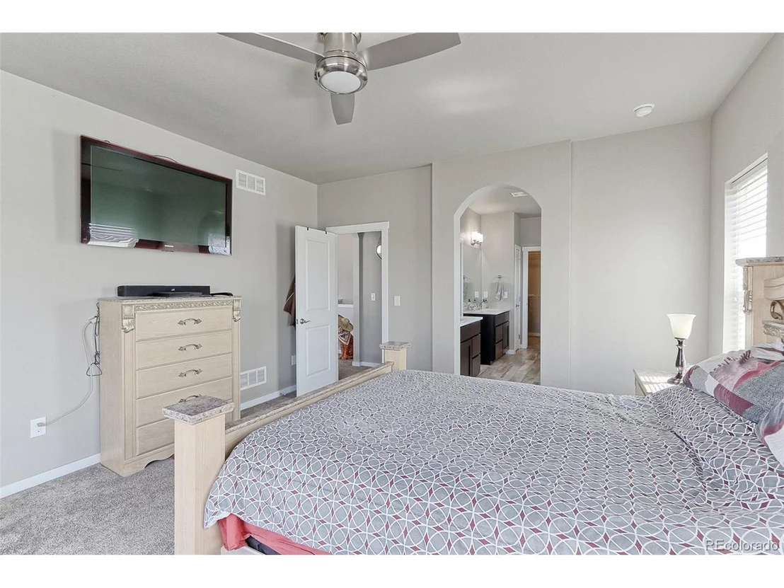 Photo of 465 Wyatt Dr