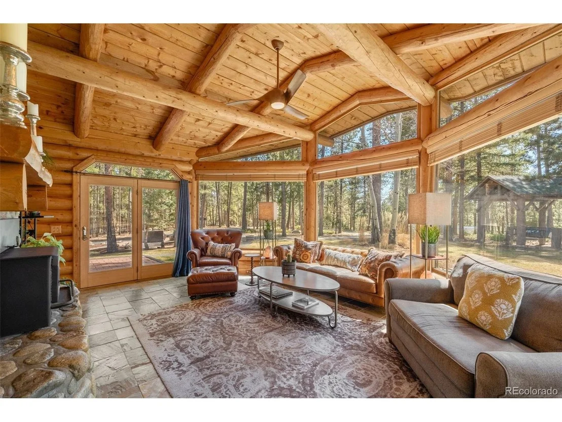 Photo of 23550 Pleasant Park Rd