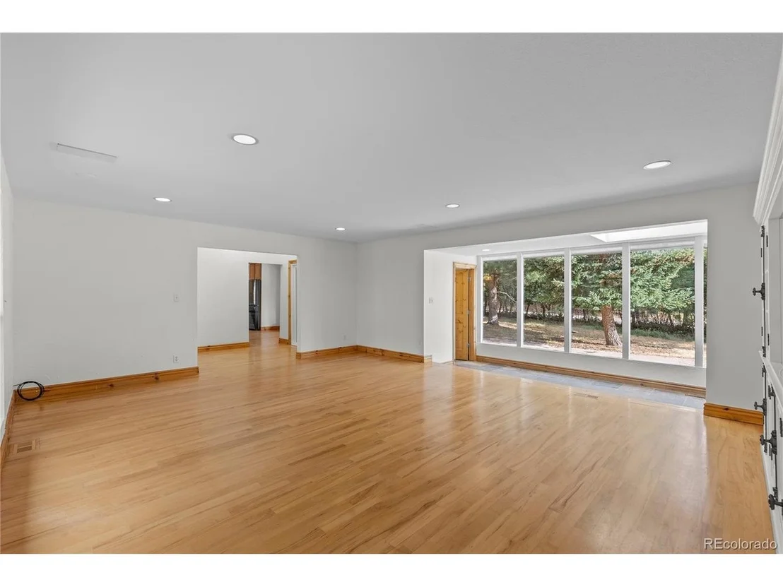 Photo of 3919 Woods Rd