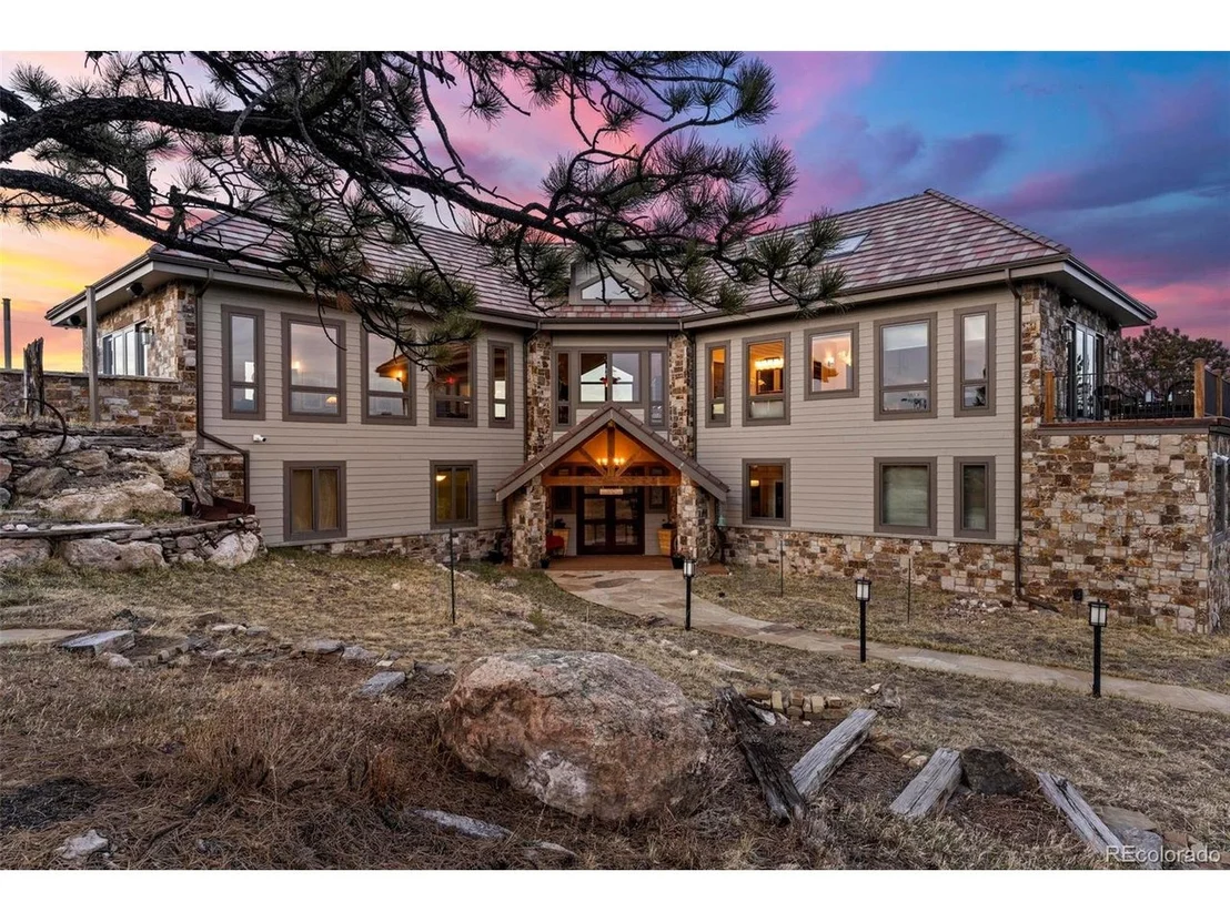 Photo of 33579 Mount Wilson Rd