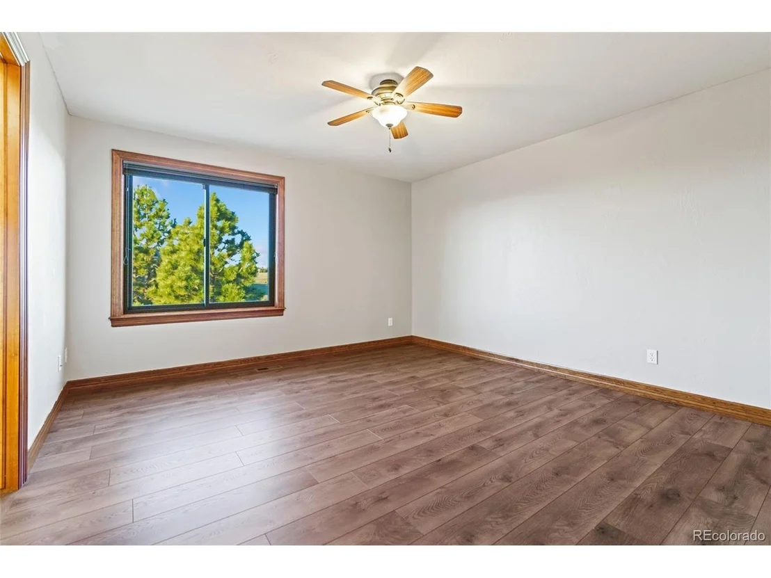 Photo of 47375 Conifer Cir