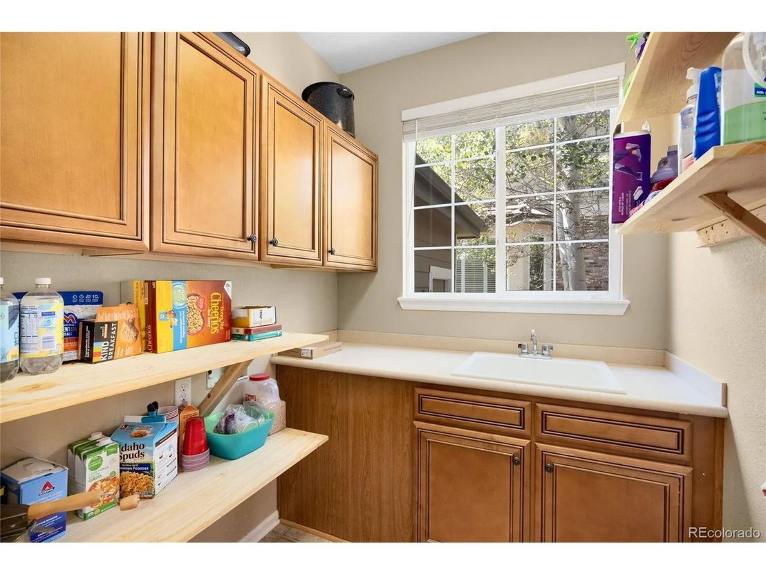 Photo of 6987 Esperanza Dr
