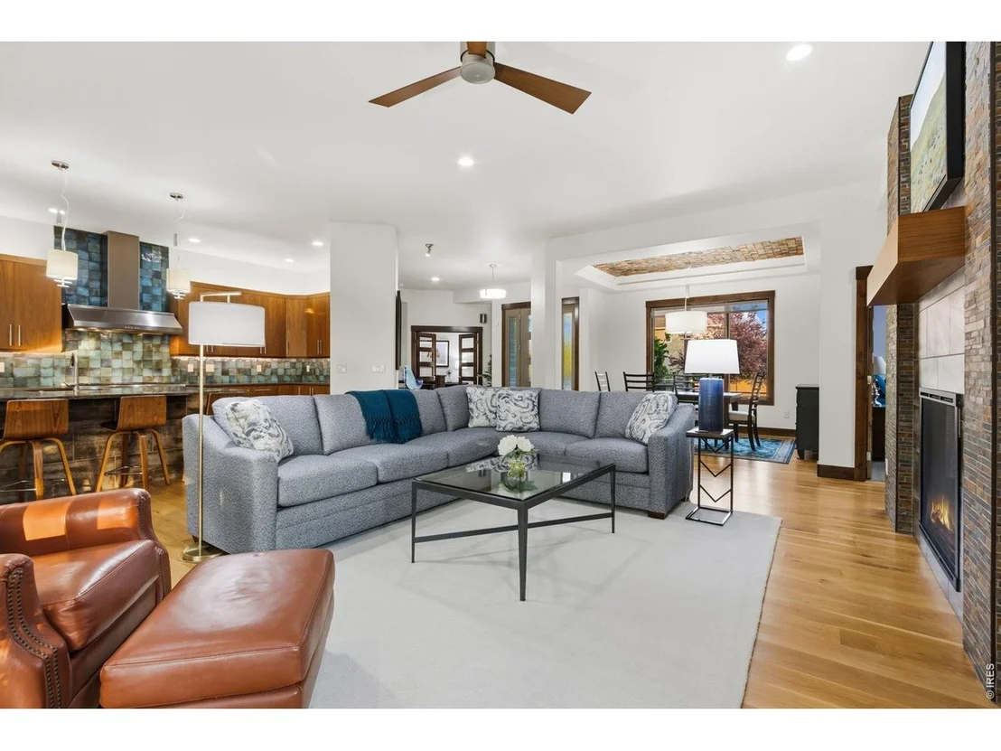 Photo of 5241 Hialeah Dr