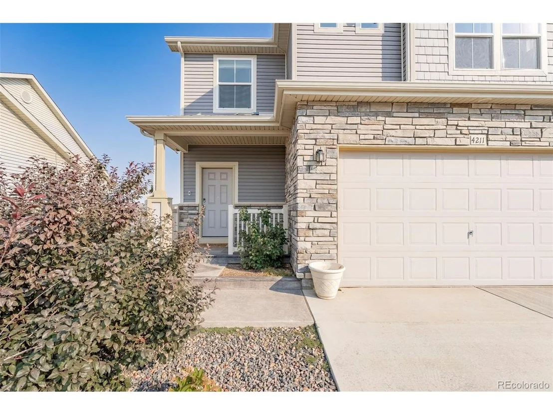Photo of 4211 Riverwalk Cir