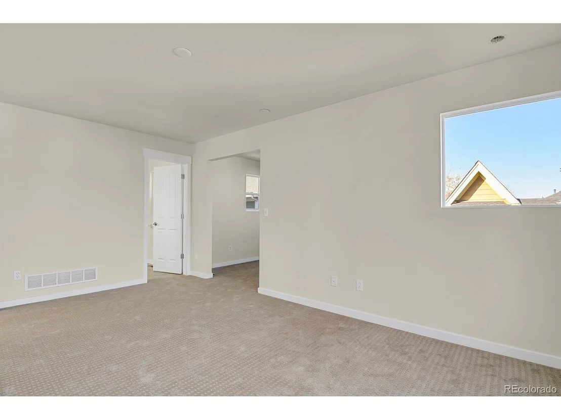 Photo of 3860 Red Deer Trl