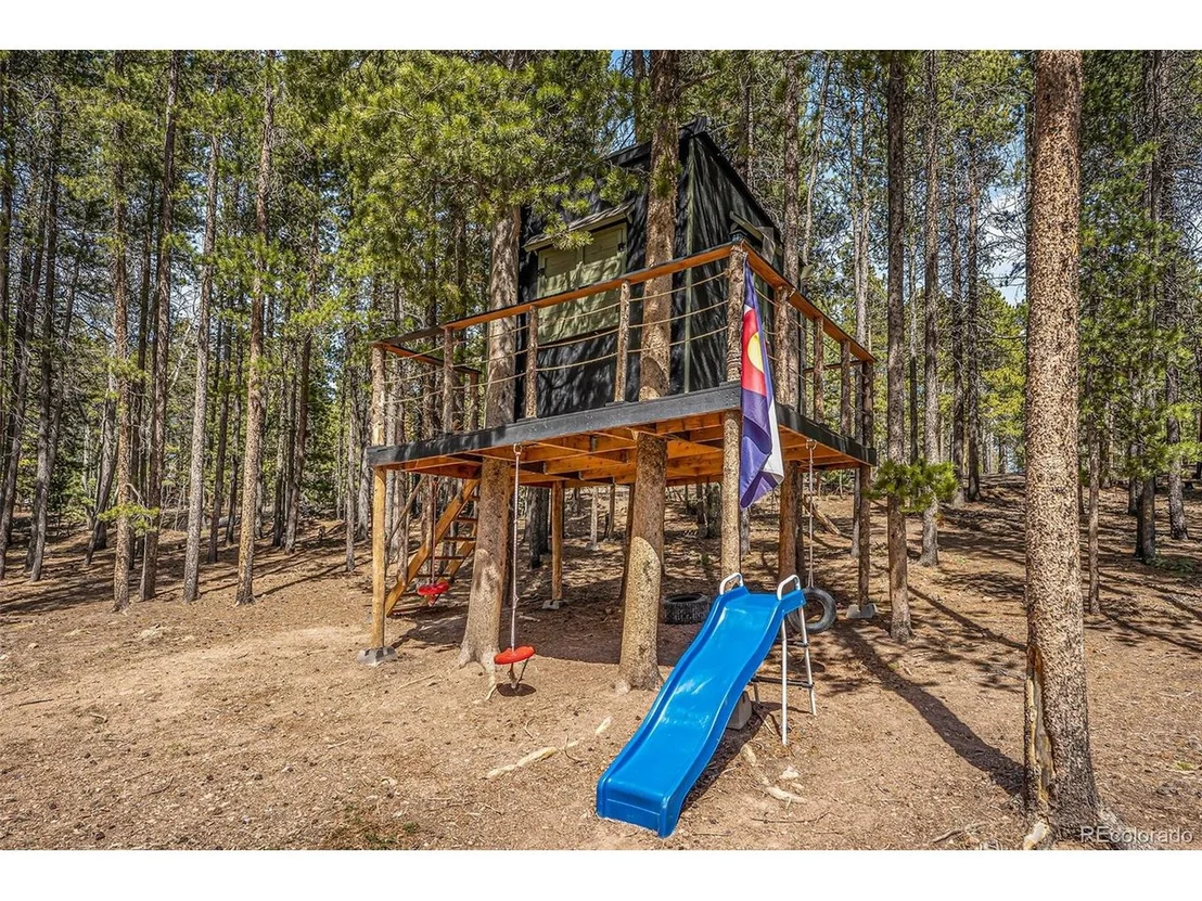 Photo of 31728 Stenzel Dr