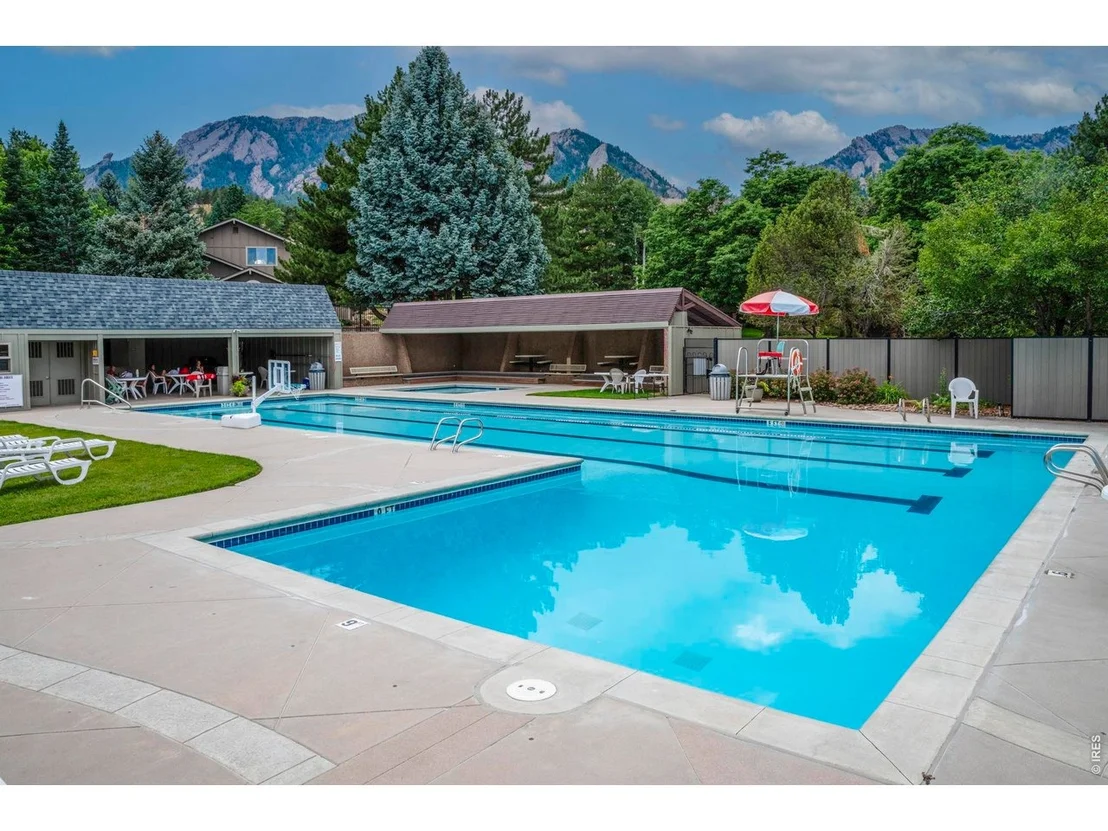 Photo of 2575 Briarwood Dr