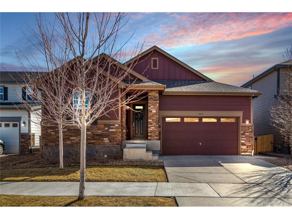Photo of 4834 Sunset Pl