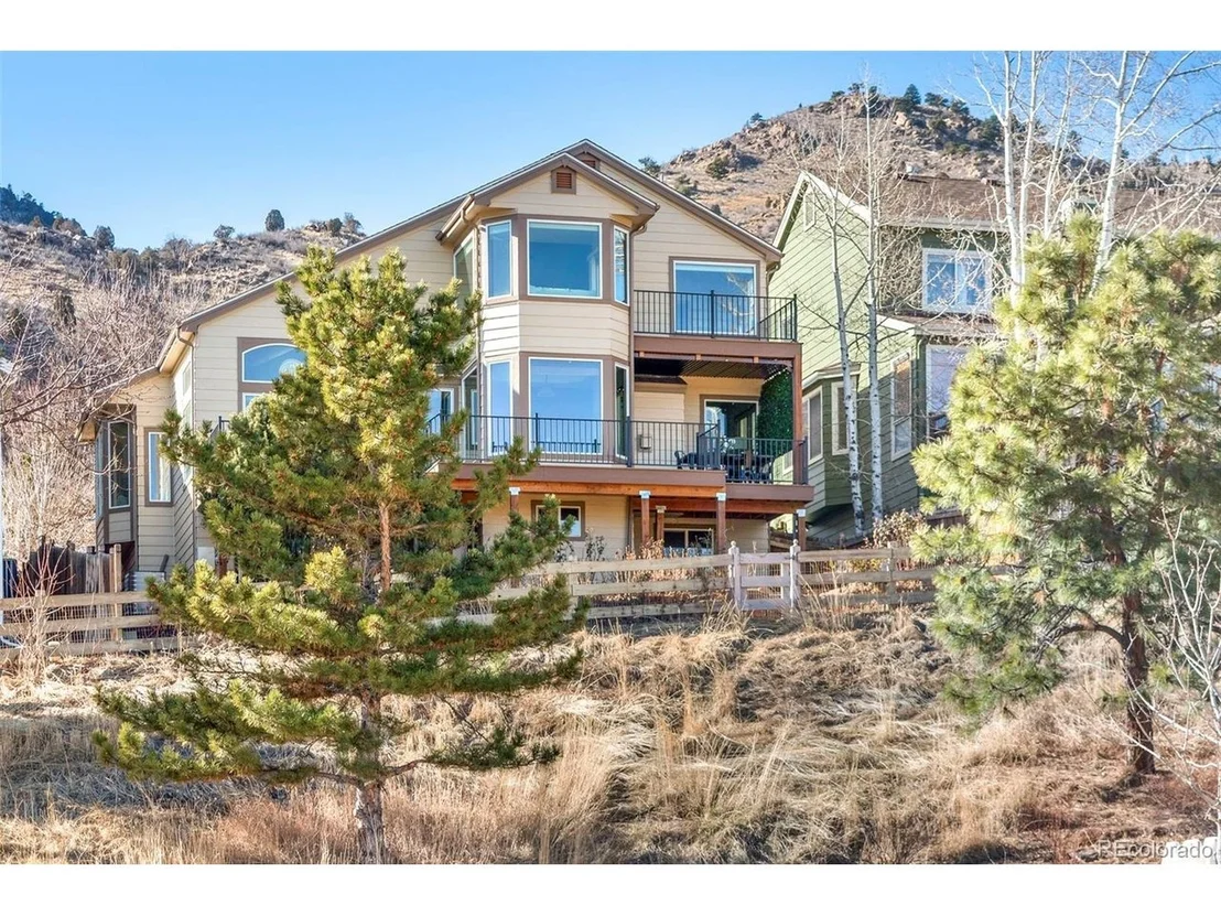 Photo of 173 White Ash Dr