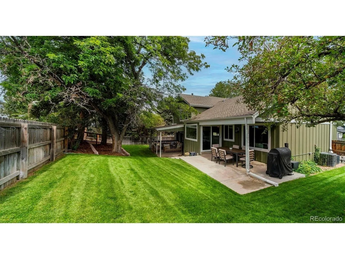 Photo of 10101 Zenobia Cir