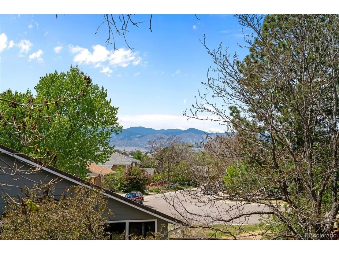 Photo of 755 Old Stone Dr