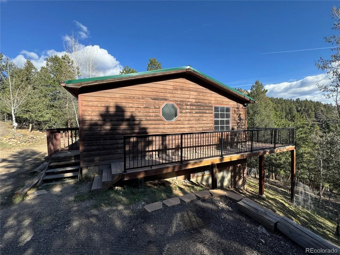 Photo of 1534 Roland Dr