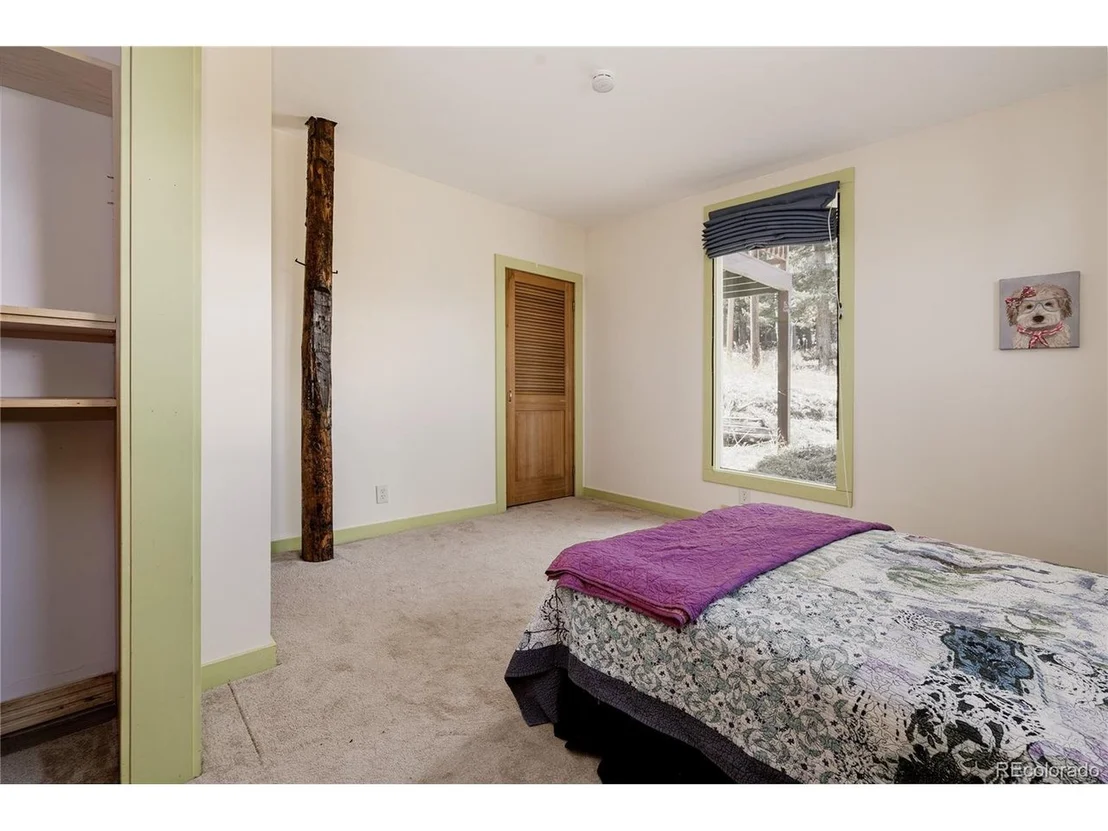 Photo of 190 Circle Dr