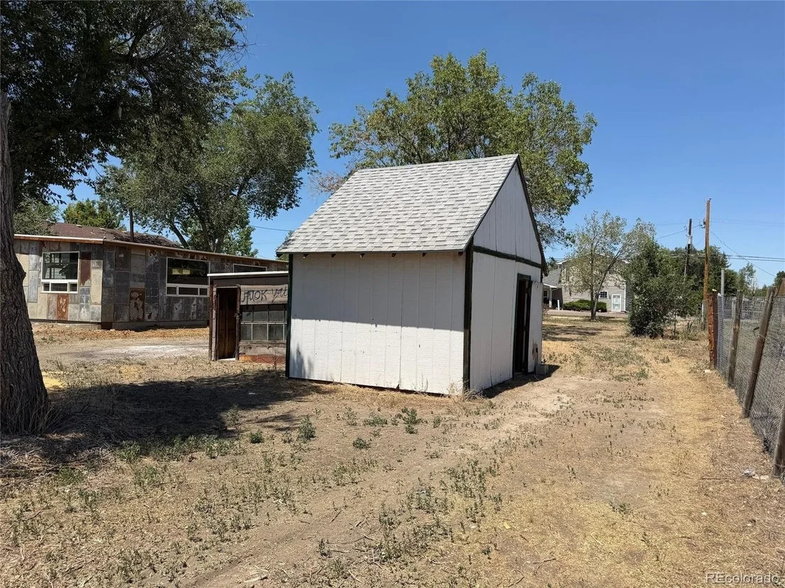 Photo of 2840 W 65th Pl