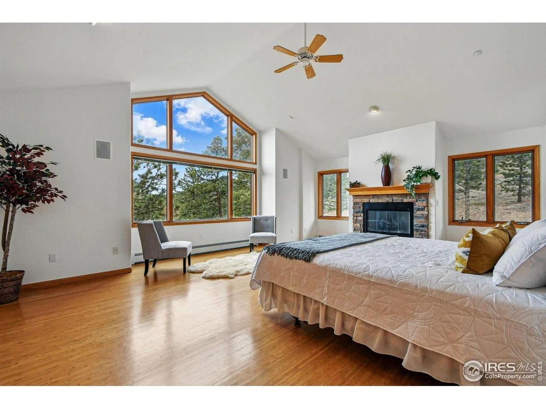 Photo of 8566 Flagstaff Rd