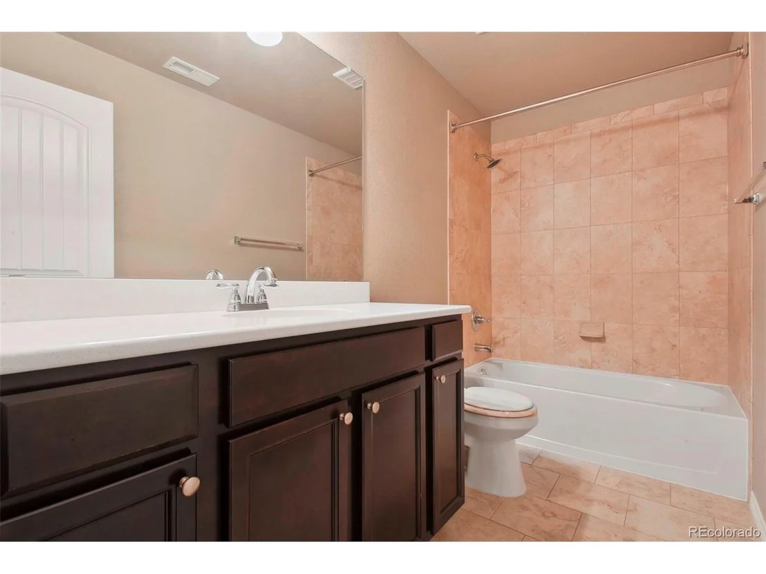 Photo of 17885 Mining Way