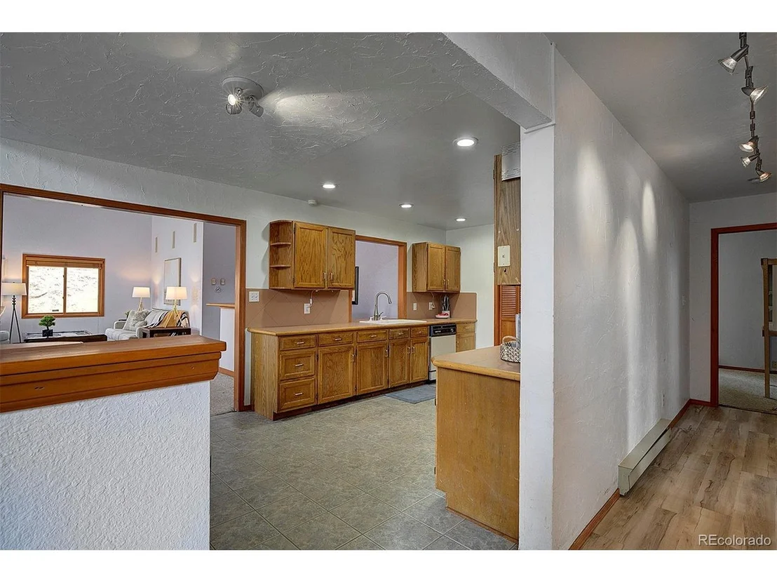 Photo of 1102 Hitchrack Rd