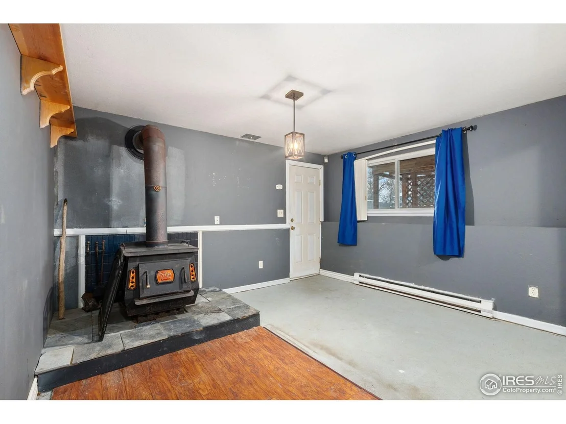 Photo of 803 Table Mountain Ct