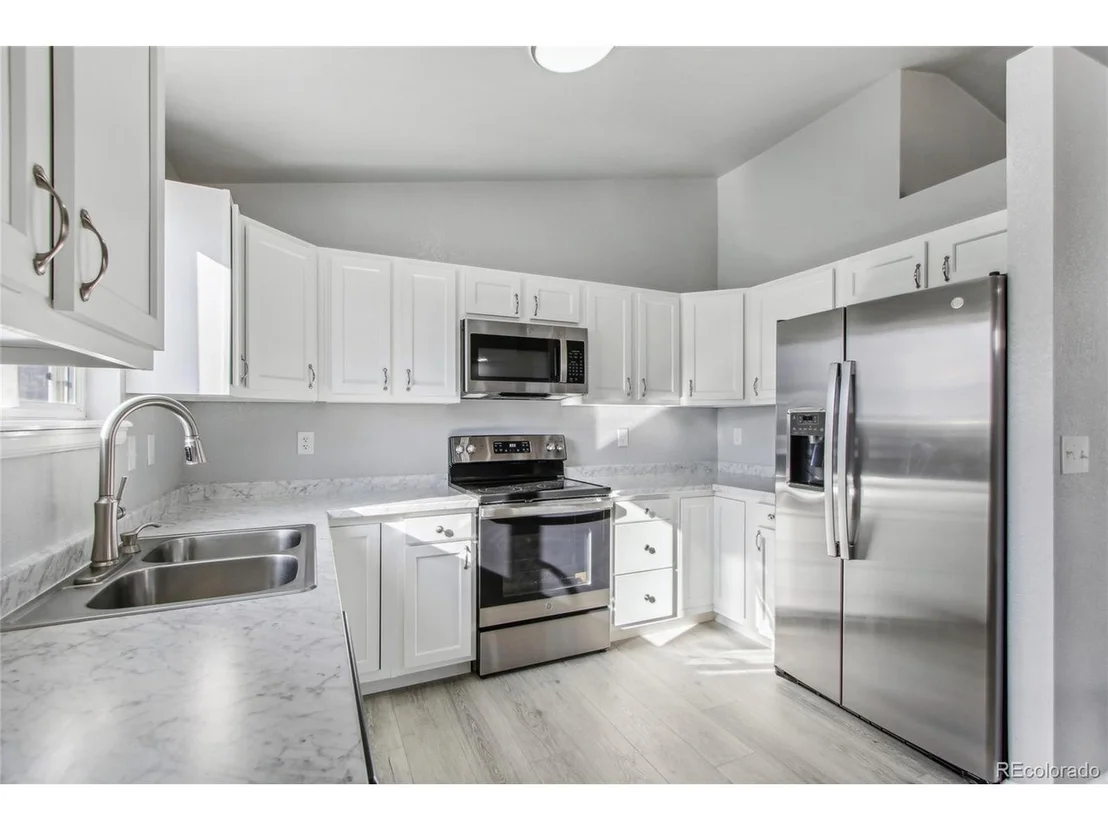 Photo of 110 Calabria Dr