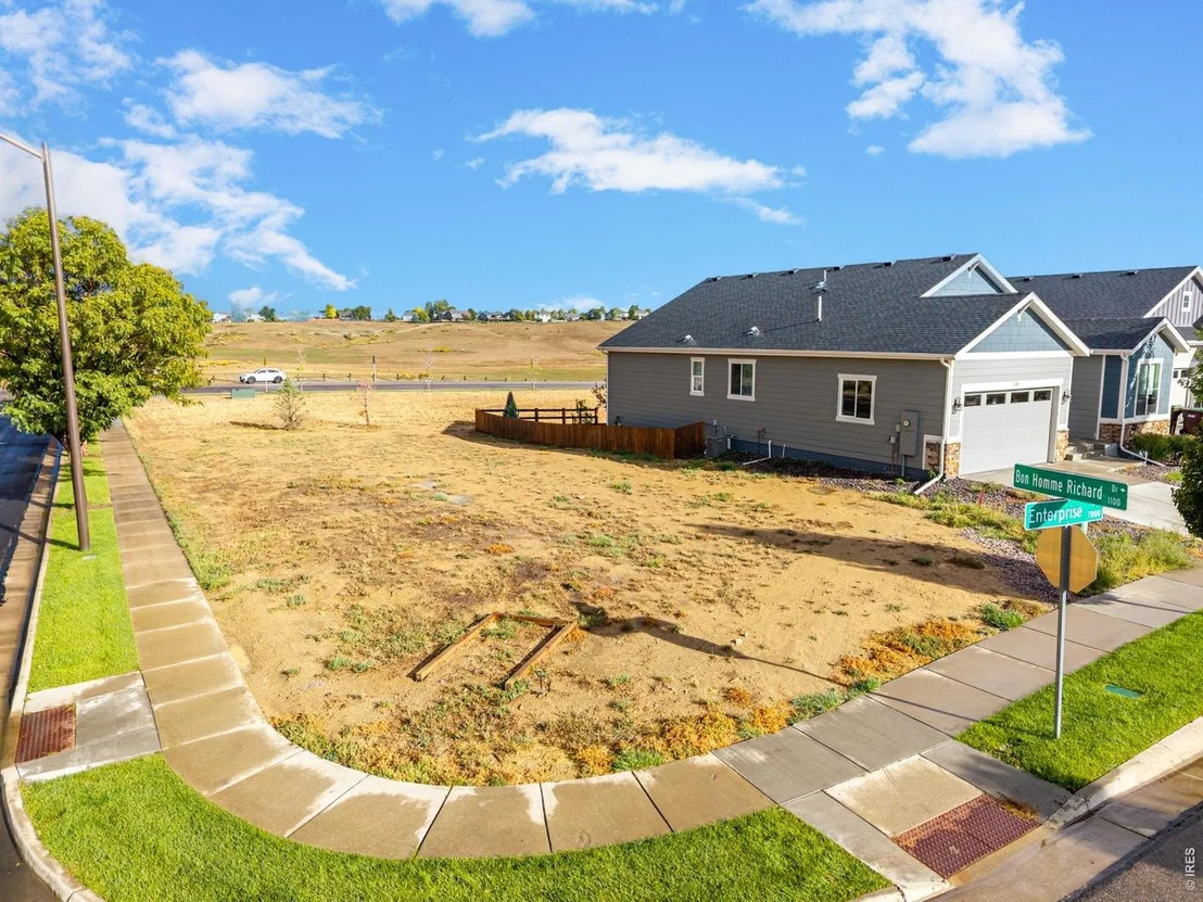 Photo of 7002 Enterprise Dr