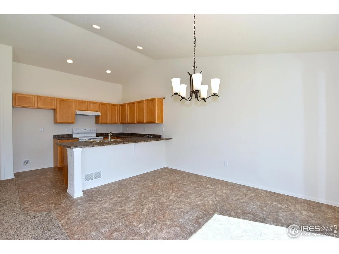 Photo of 4865 Grapevine Way