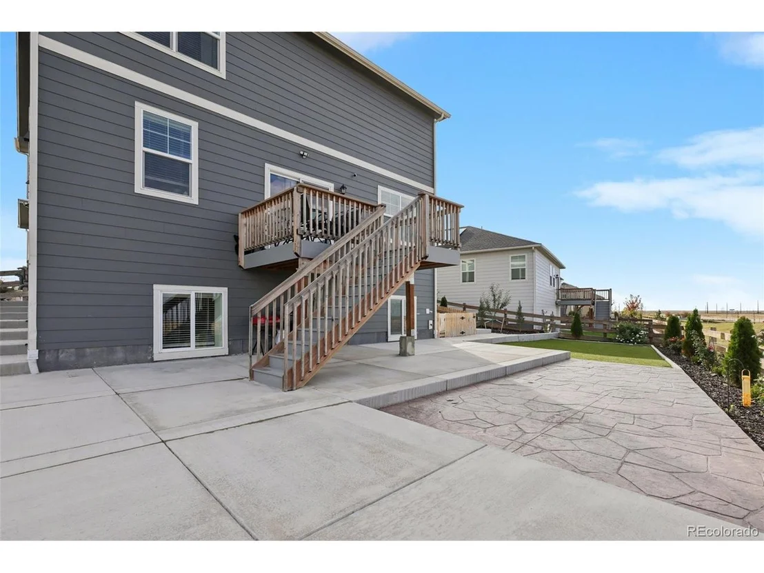 Photo of 45877 Orchid Ave
