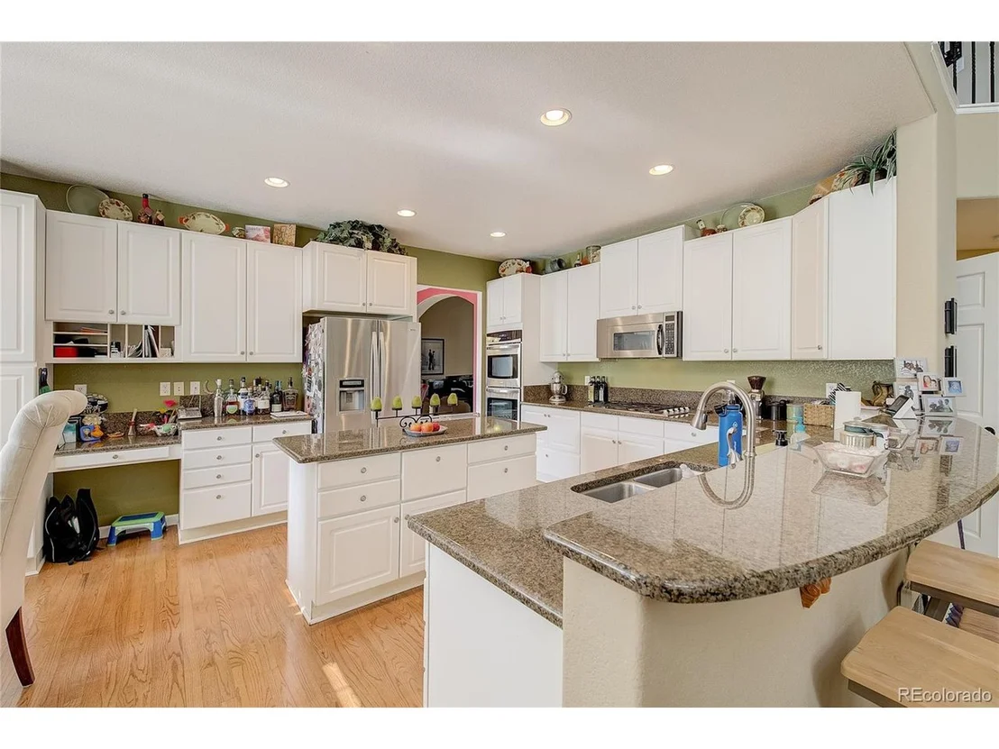 Photo of 10085 Glenstone Cir