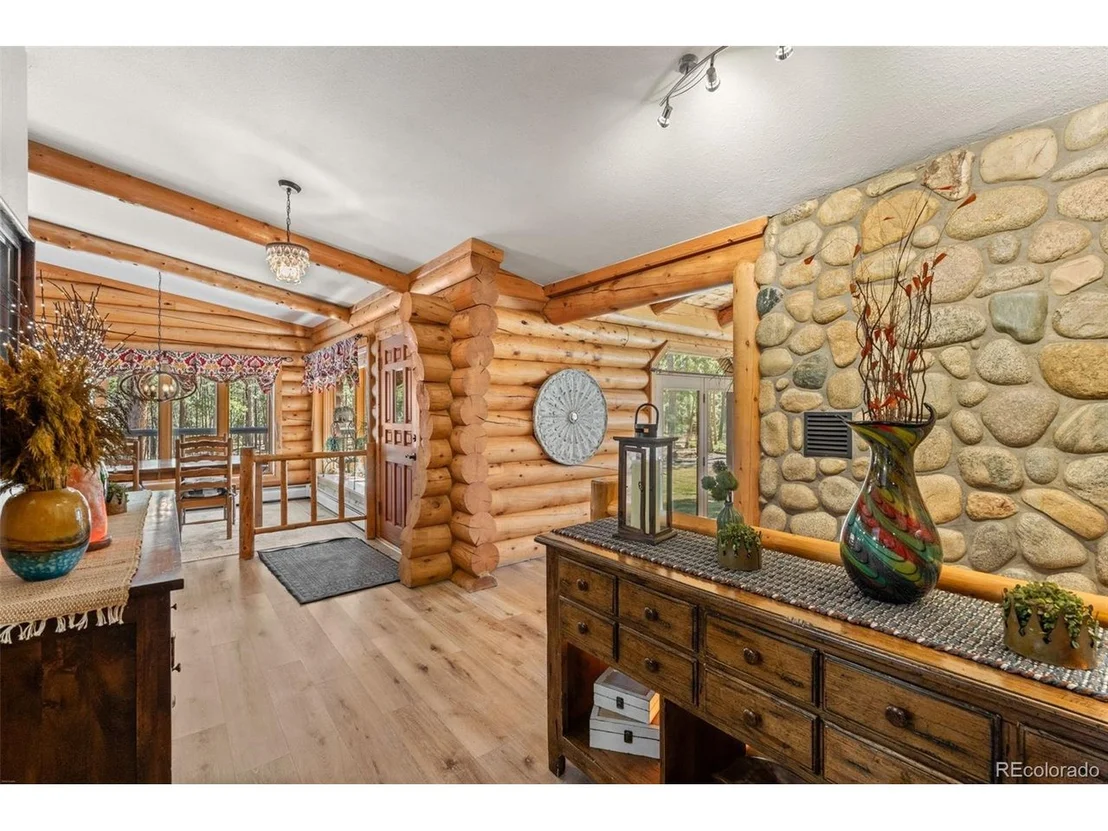 Photo of 23550 Pleasant Park Rd