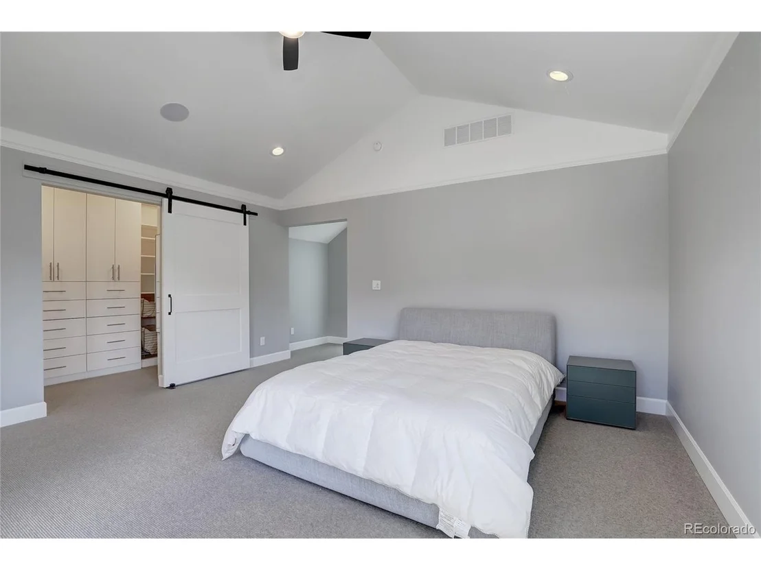 Photo of 956 Quince Ave