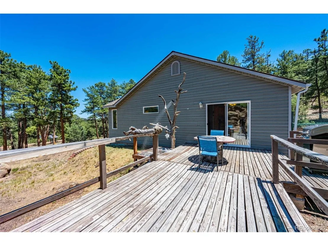 Photo of 632 Nels Dr