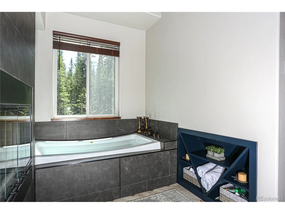Photo of 598 Prunes Pl