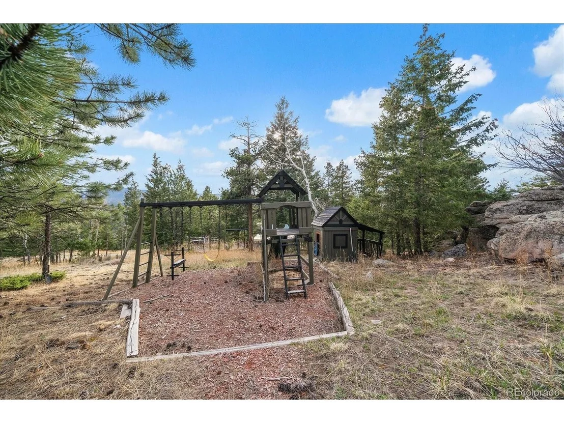 Photo of 26792 Hilltop Rd