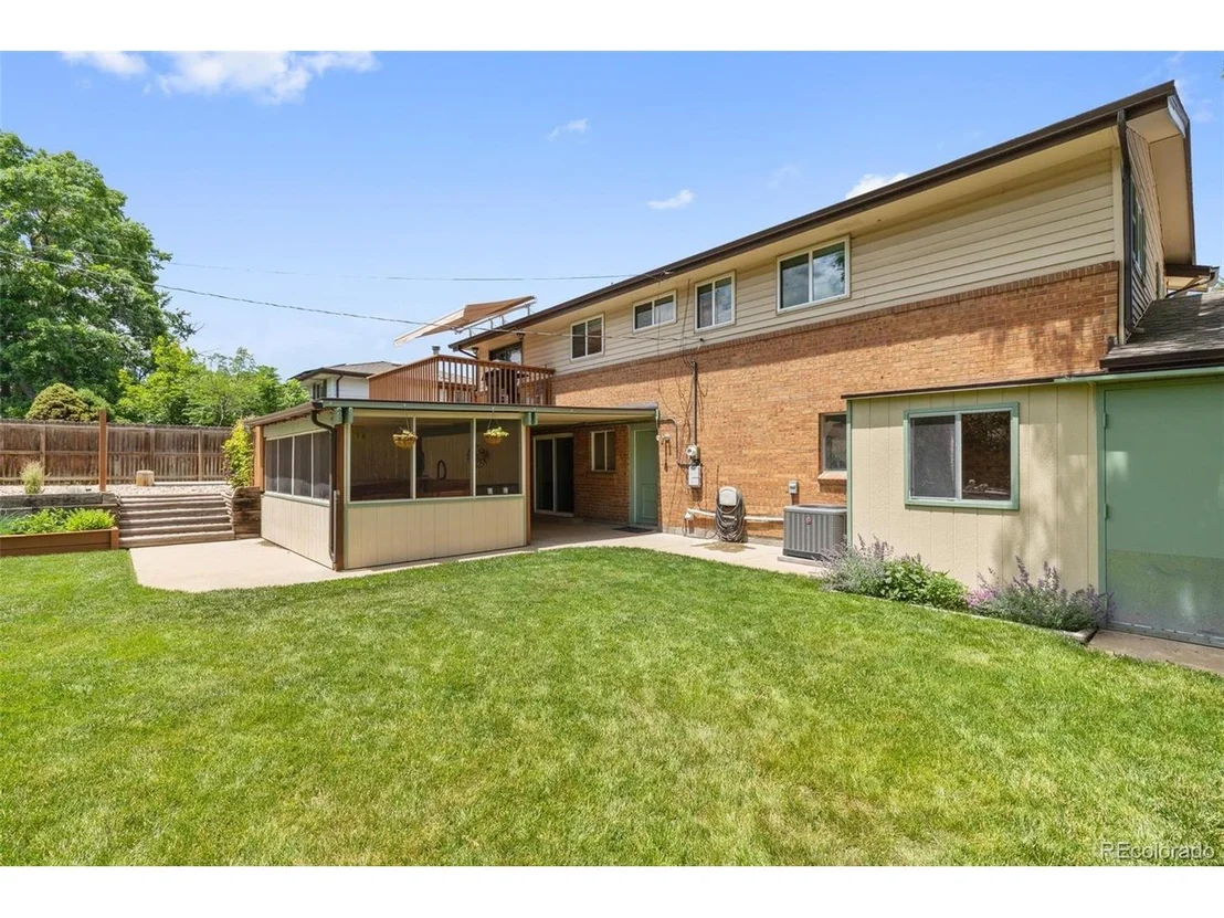 Photo of 1202 W 100th Pl