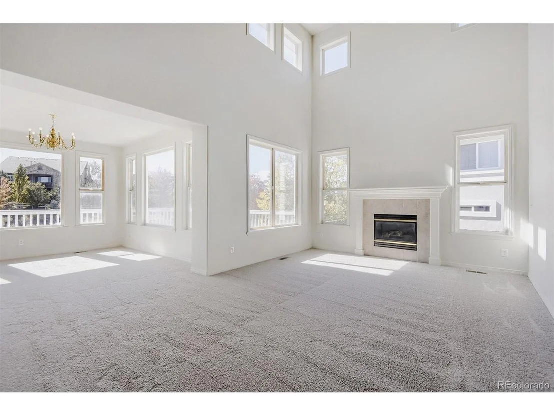 Photo of 796 Ridgemont Cir