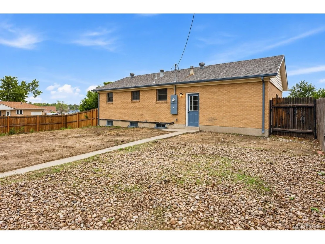 Photo of 10475 Grant Dr