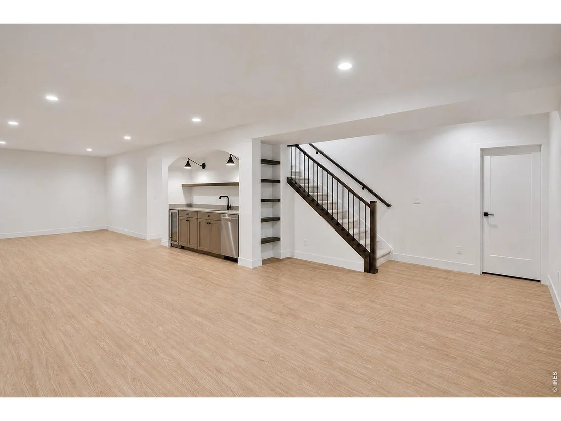 Photo of 843 Clydesdale Dr