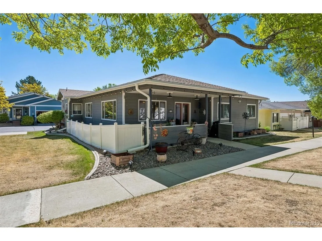 Photo of 33 Sandra Ln