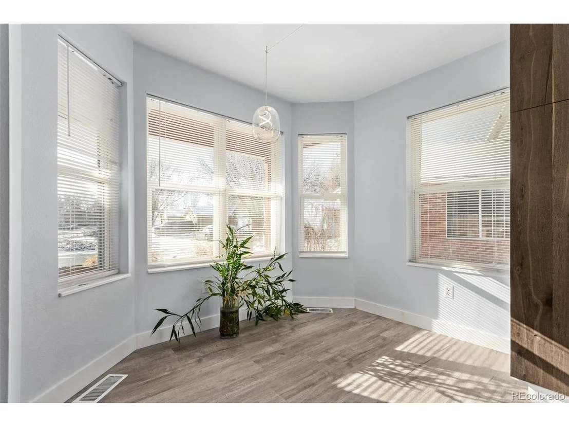 Photo of 257 Wadsworth Cir