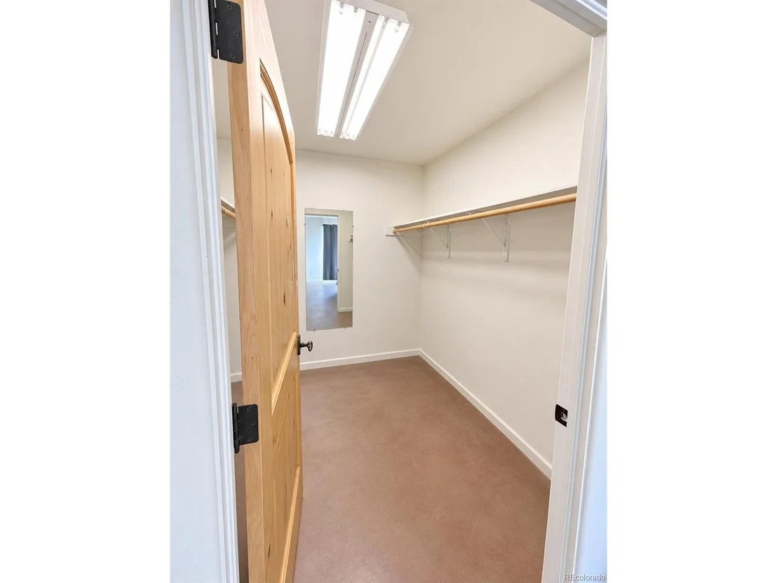 Photo of 6085 County Road 210