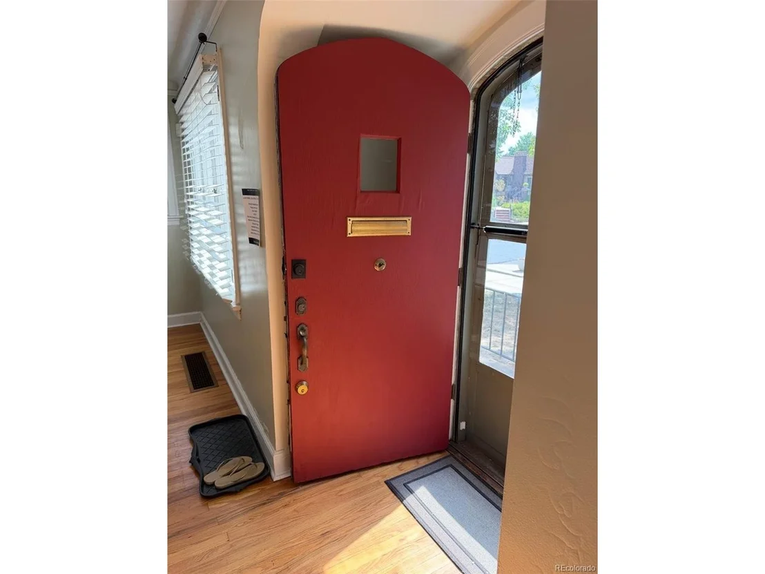 Photo of 1400 Elm St